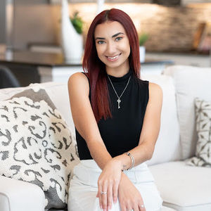 Meet your Posher, Jazmine